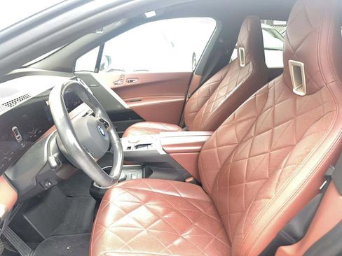 Used 2023 BMW iX xDrive50 w/ Premium Package image 3