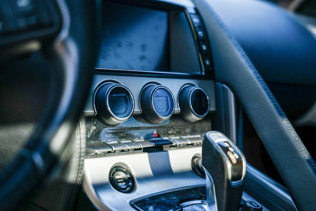 Used 2017 Jaguar F-TYPE Coupe RWD image 18