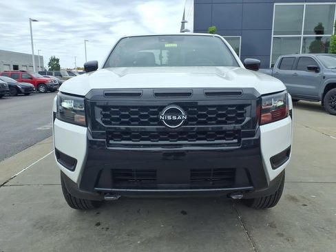 New 2026 Nissan Frontier SV AWD/4WD image 3