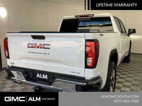 New 2026 GMC Sierra 1500 SLE w/ X31 Off-Road Package image 10