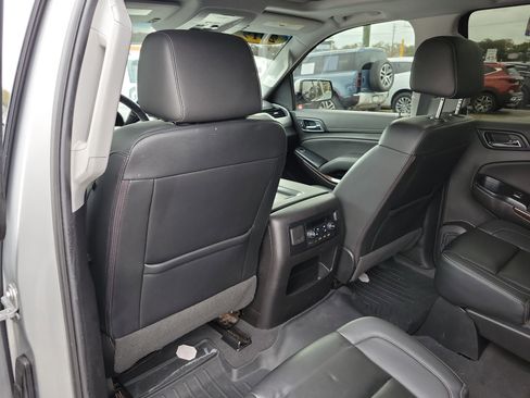 Used 2019 GMC Yukon XL SLT w/ Open Road Package image 17