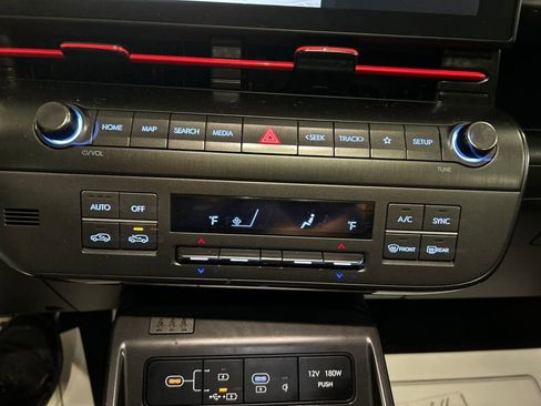 Used 2024 Hyundai Kona N Line image 17