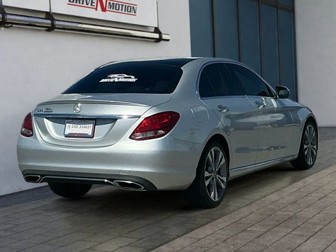 Used 2017 Mercedes-Benz C 300 Sedan image 4