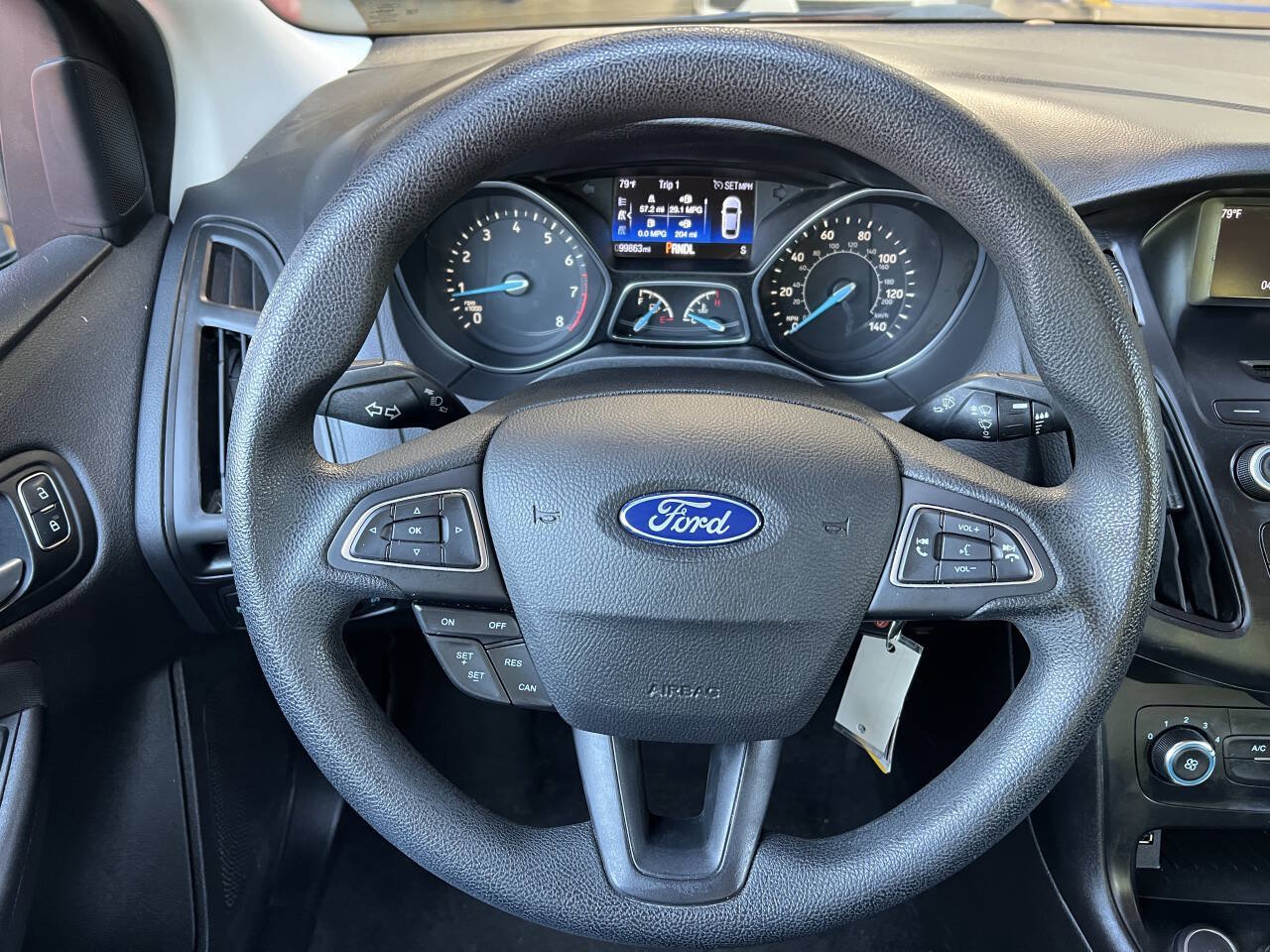Used 2017 Ford Focus SE FWD image 14
