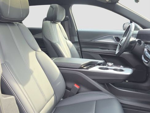 Used 2024 Cadillac Lyriq Tech RWD image 20