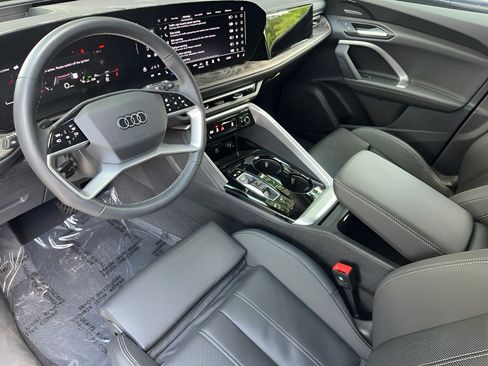 Certified 2025 Audi Q5 Premium Plus w/ Premium Plus AWD/4WD image 21