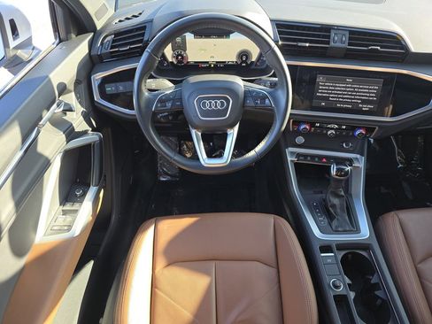 Used 2019 Audi Q3 2.0T Premium Plus w/ Premium Plus Package image 27