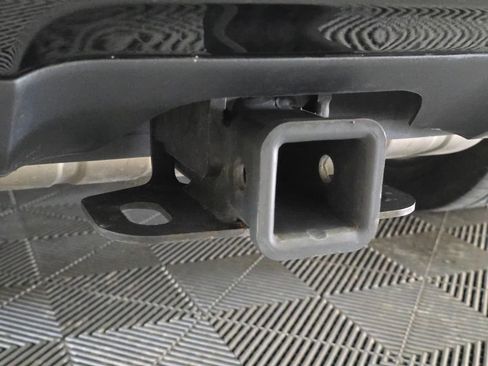 Used 2021 Mercedes-Benz GLE 350 4MATIC image 12