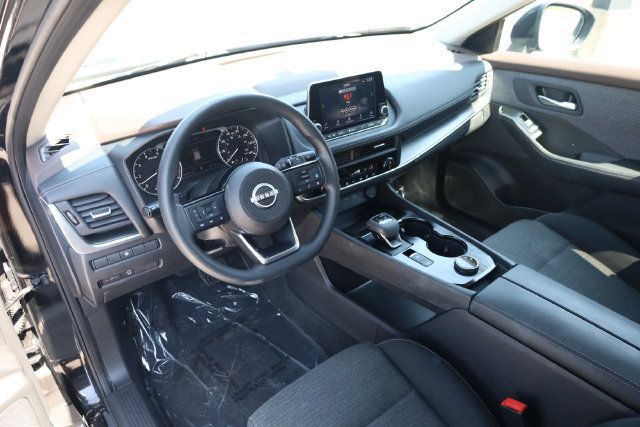 Used 2023 Nissan Rogue SV AWD/4WD image 12