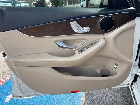 Used 2020 Mercedes-Benz C 300 Sedan image 16