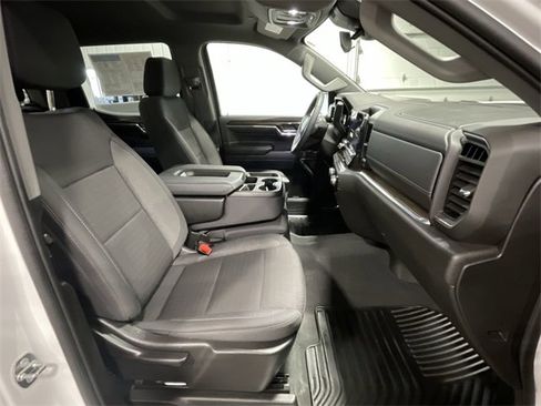 Used 2024 GMC Sierra 1500 Elevation image 28
