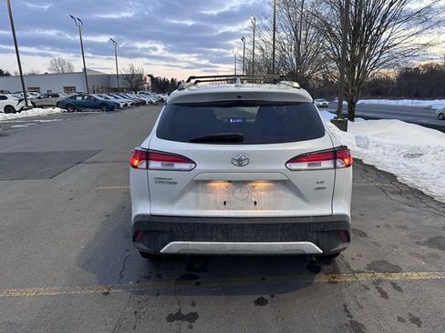 Used 2023 Toyota Corolla Cross LE image 4