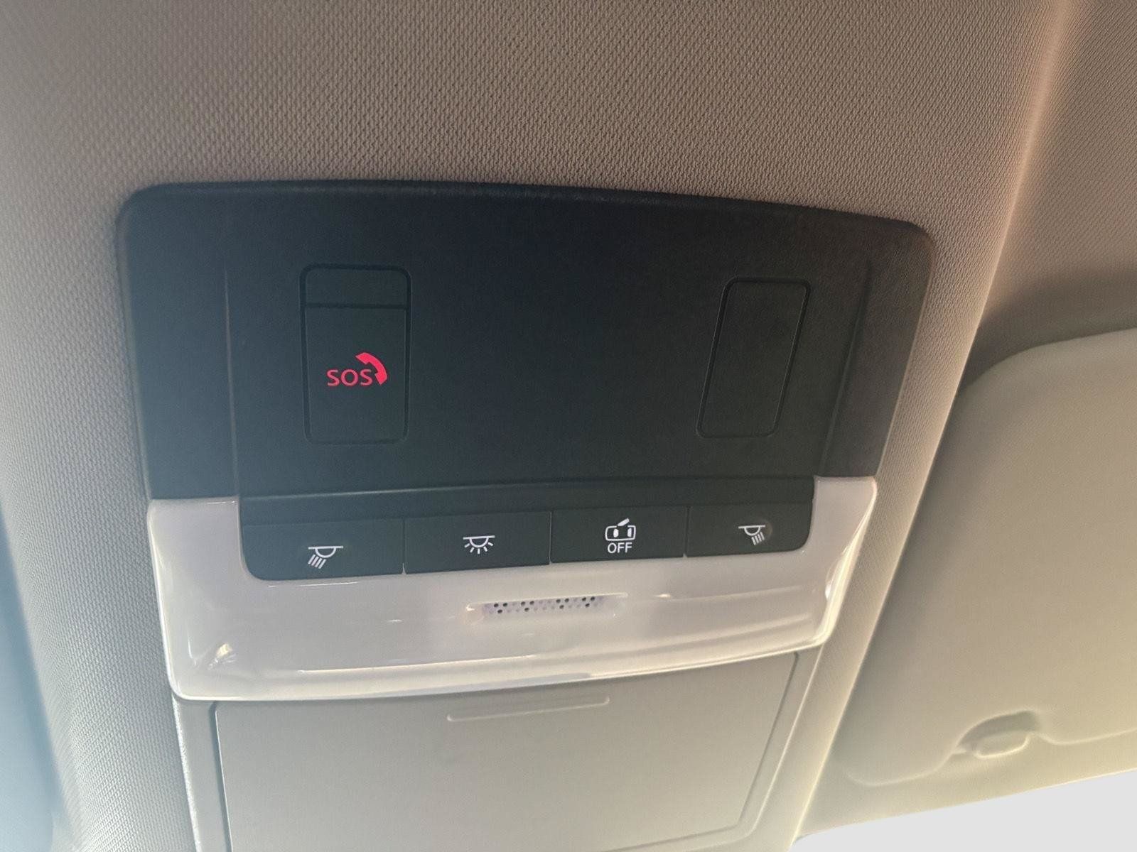 Used 2024 Nissan Rogue SV AWD/4WD image 29
