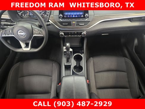 Used 2023 Nissan Altima 2.5 SV image 19