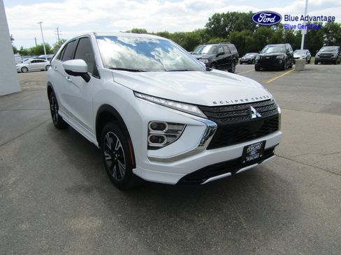 Used 2023 Mitsubishi Eclipse Cross SEL AWD/4WD image 11