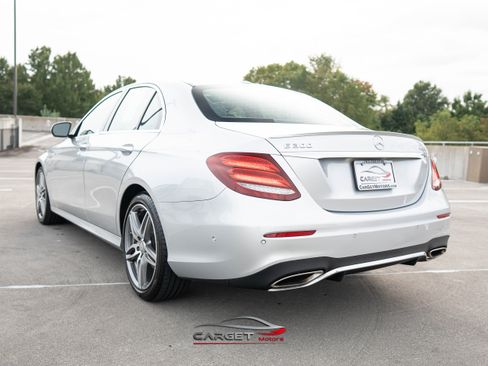 Used 2017 Mercedes-Benz E 300 4MATIC image 5