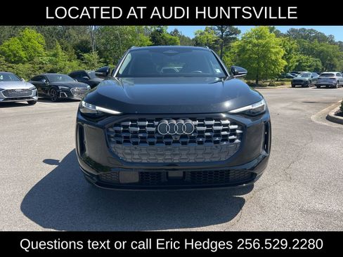 Used 2025 Audi Q5 Premium Plus w/ Premium Plus AWD/4WD image 2