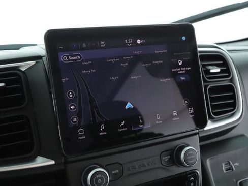 New 2024 RAM ProMaster 2500 w/ Quick Order Package 22G SLT image 11