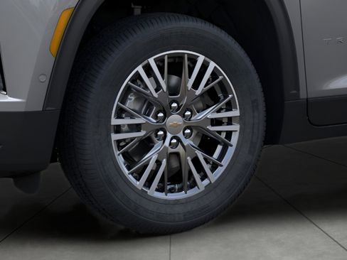 New 2026 Chevrolet Traverse LT w/ Enhanced Driving Package image 9