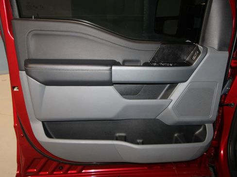 Used 2021 Ford F150 XLT w/ Equipment Group 302A High image 5