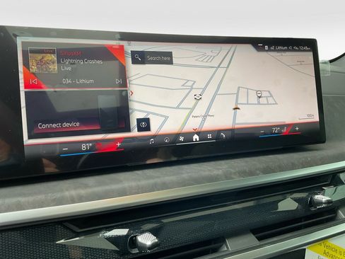 Certified 2025 BMW X5 xDrive40i w/ Executive Package image 17