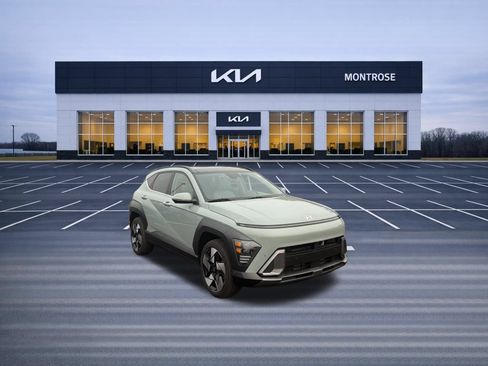 Used 2024 Hyundai Kona Limited AWD/4WD image 3