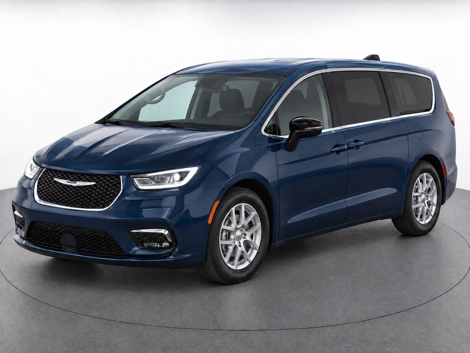 Used 2024 Chrysler Pacifica Touring-L FWD image 31