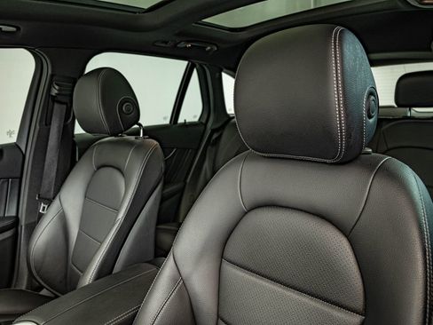 Used 2022 Mercedes-Benz GLC 300 4MATIC image 30