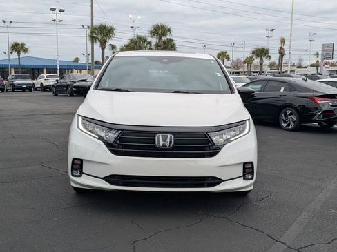 Used 2024 Honda Odyssey Sport image 2