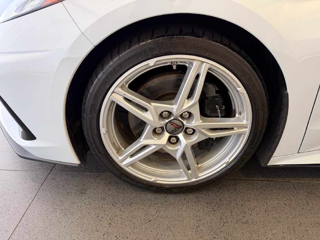 Used 2024 Chevrolet Corvette Stingray Preferred Cpe w/ Z51 Performance Package RWD image 10