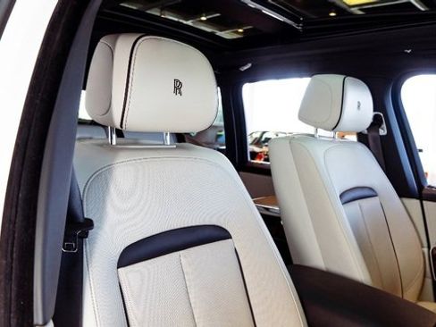 Used 2019 Rolls-Royce Cullinan image 33