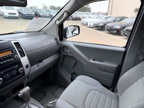 Used 2016 Nissan Frontier S image 13