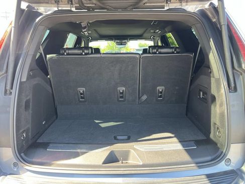 Used 2021 Cadillac Escalade Sport w/ Driver Assist Tech Package AWD/4WD image 11