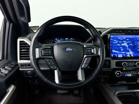 Used 2022 Ford F250 Lariat w/ Lariat Ultimate Package AWD/4WD image 29