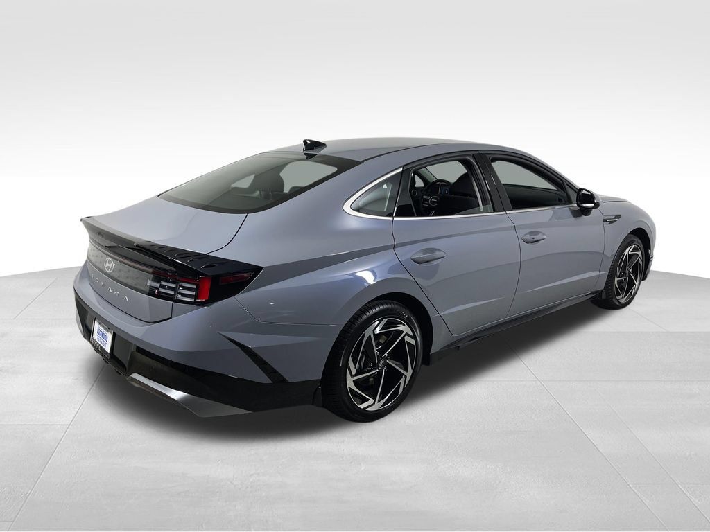 New 2026 Hyundai Sonata SEL FWD image 5