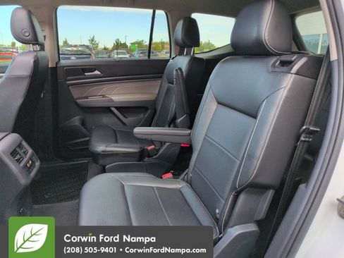 Used 2022 Volkswagen Atlas SEL AWD/4WD image 26