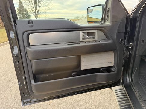 Used 2014 Ford F150 FX4 w/ Equipment Group 402A Luxury image 38