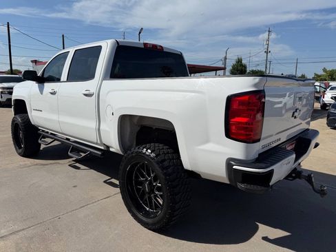 Used 2017 Chevrolet Silverado 1500 W/T RWD image 6