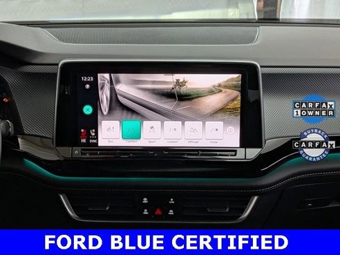 Used 2024 Volkswagen Atlas Cross Sport SEL R-Line image 33