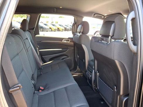 Certified 2021 Jeep Grand Cherokee Laredo image 15