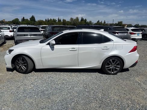 Used 2019 Lexus IS 300 RWD image 6