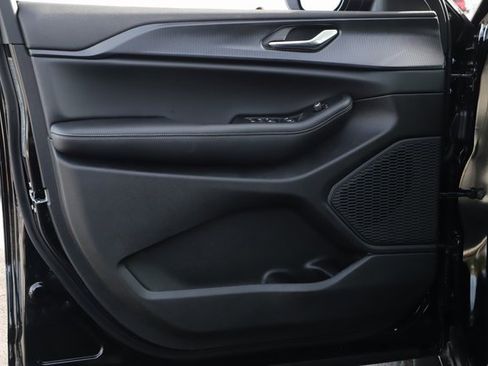 New 2025 Jeep Grand Cherokee 4WD image 15