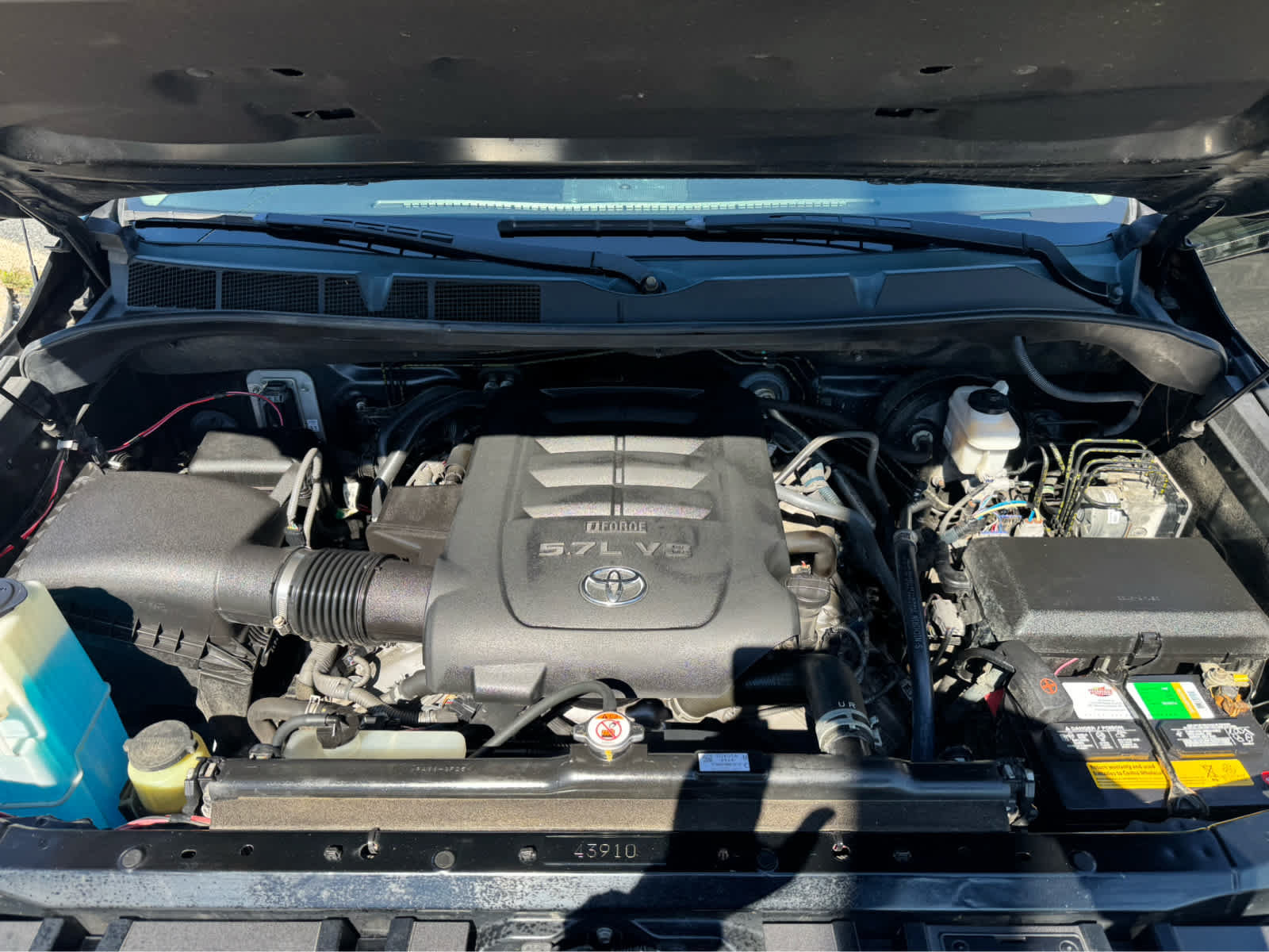 Used 2019 Toyota Tundra SR5 w/ TRD Sport Package AWD/4WD image 8