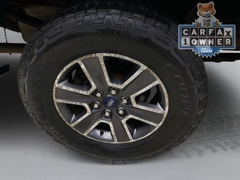 Used 2017 Ford F150 XLT w/ Equipment Group 302A Luxury AWD/4WD image 17