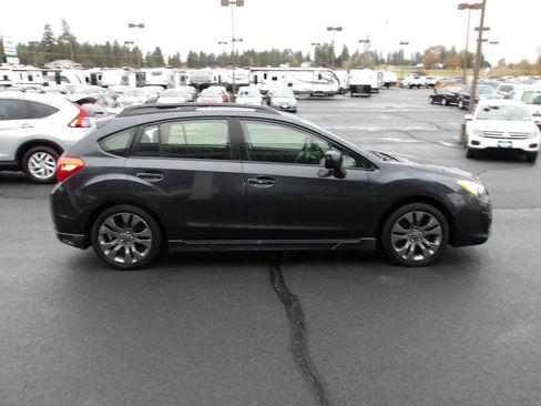 Used 2013 Subaru Impreza 2.0i Sport Premium AWD/4WD image 6
