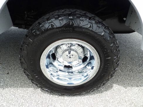 Used 2024 RAM 3500 Tradesman w/ Chrome Appearance Group AWD/4WD image 63