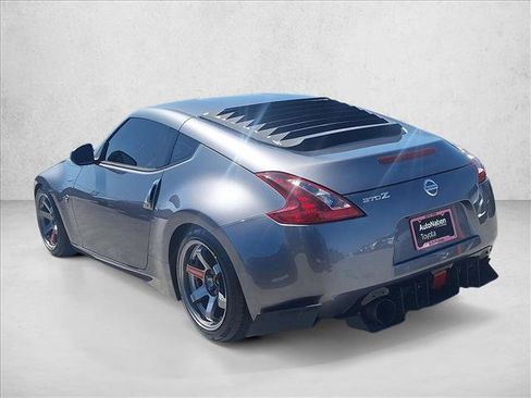 Used 2020 Nissan 370Z Coupe RWD image 8