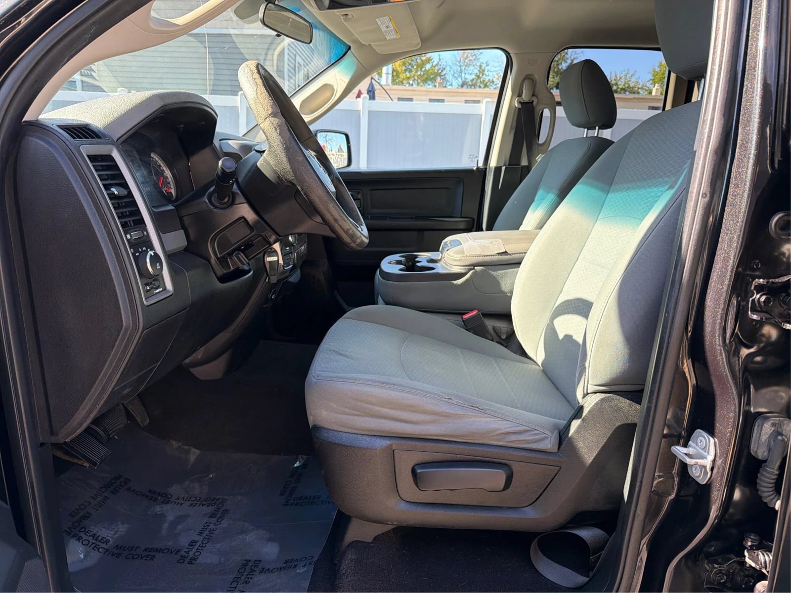 Used 2017 RAM 1500 Express w/ Express Value Package AWD/4WD image 19