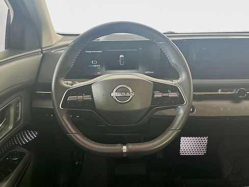 Used 2024 Nissan Ariya FWD image 18