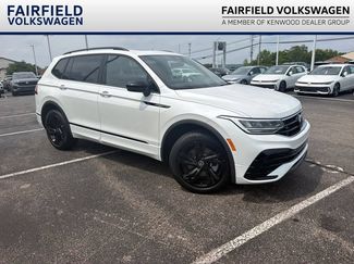 Certified 2023 Volkswagen Tiguan SE R-Line AWD/4WD video 1
